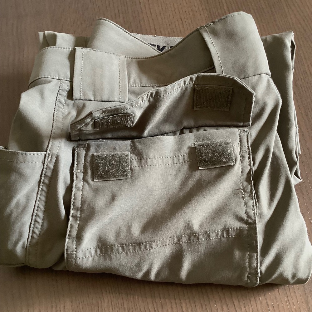 Duluth Trading Co Mens Dry on the Fly Relaxed Fit Cargo Pants Gray 34x30 Stretch - Picture 11 of 14